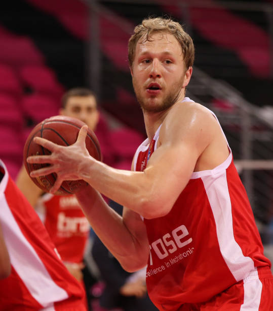 向新周期的 向新周期的